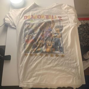 This is a dragonballz graphic T shirt in very good condition